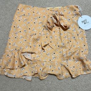Yellow floral Princess Polly Skirt size 6